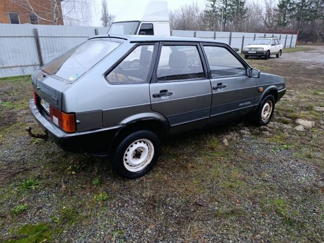 Серый ВАЗ 2109, объемом двигателя 1.3 л и пробегом 150 тыс. км за 500 $, фото 3 на Automoto.ua