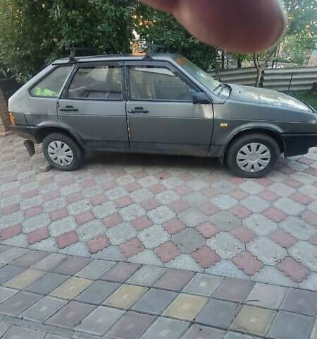 Серый ВАЗ 2109, объемом двигателя 1.5 л и пробегом 180 тыс. км за 1200 $, фото 2 на Automoto.ua