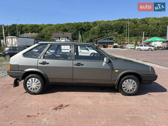 Сірий ВАЗ 2109, об'ємом двигуна 1.5 л та пробігом 93 тис. км за 950 $, фото 5 на Automoto.ua
