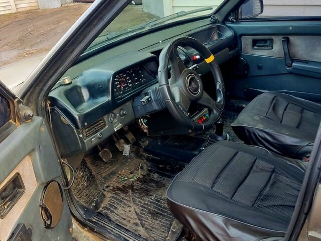 Сірий ВАЗ 2109, об'ємом двигуна 15 л та пробігом 200 тис. км за 1050 $, фото 6 на Automoto.ua