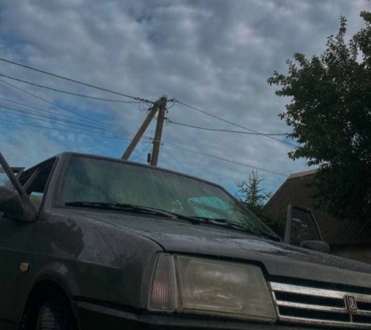 Серый ВАЗ 2109, объемом двигателя 1.5 л и пробегом 120 тыс. км за 882 $, фото 5 на Automoto.ua