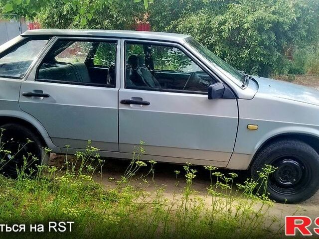 Серый ВАЗ 2109, объемом двигателя 1.6 л и пробегом 180 тыс. км за 840 $, фото 2 на Automoto.ua