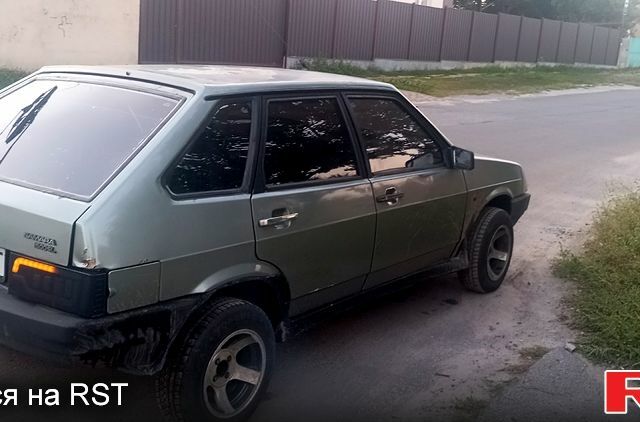 Сірий ВАЗ 2109, об'ємом двигуна 1.5 л та пробігом 111 тис. км за 800 $, фото 3 на Automoto.ua