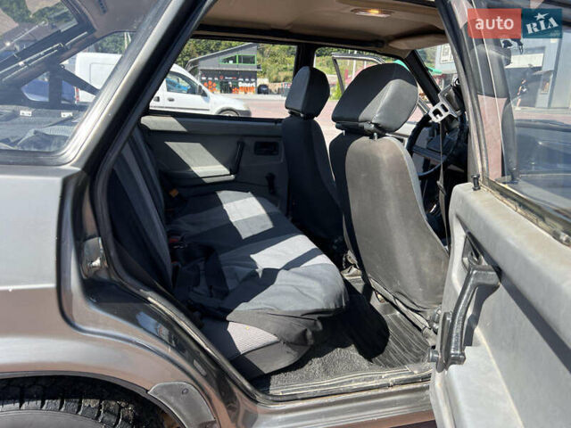 Сірий ВАЗ 2109, об'ємом двигуна 1.5 л та пробігом 93 тис. км за 950 $, фото 10 на Automoto.ua