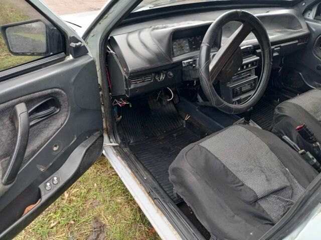 Серый ВАЗ 2109, объемом двигателя 1.5 л и пробегом 34 тыс. км за 676 $, фото 4 на Automoto.ua