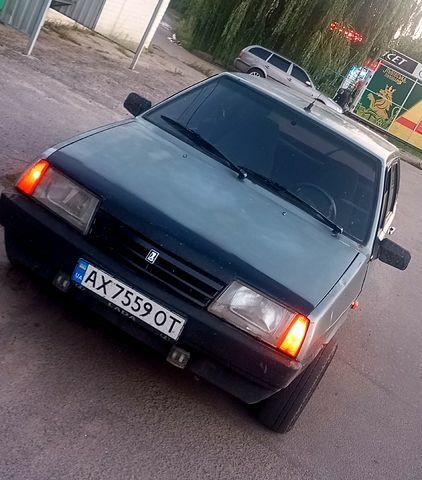 Сірий ВАЗ 2109, об'ємом двигуна 1.5 л та пробігом 111 тис. км за 800 $, фото 4 на Automoto.ua