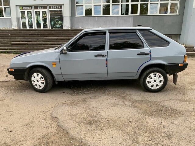 Серый ВАЗ 2109, объемом двигателя 1.3 л и пробегом 200 тыс. км за 899 $, фото 3 на Automoto.ua