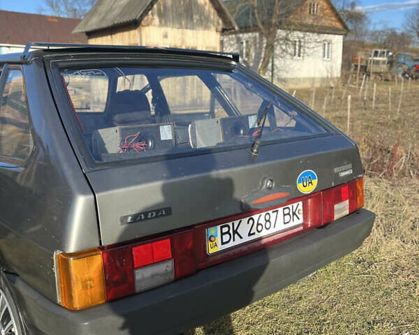 Серый ВАЗ 2109, объемом двигателя 1.3 л и пробегом 150 тыс. км за 650 $, фото 6 на Automoto.ua