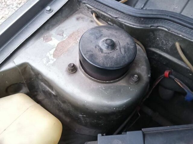 Серый ВАЗ 2109, объемом двигателя 1.5 л и пробегом 300 тыс. км за 1599 $, фото 4 на Automoto.ua