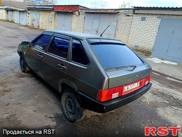 Серый ВАЗ 2109, объемом двигателя 1.5 л и пробегом 203 тыс. км за 700 $, фото 4 на Automoto.ua