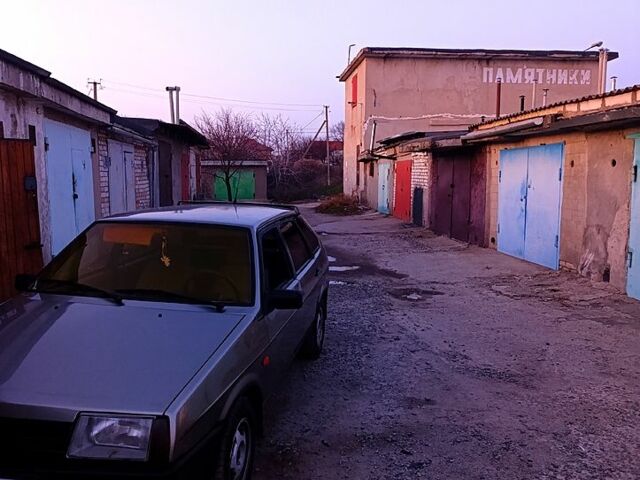 Серый ВАЗ 2109, объемом двигателя 1.5 л и пробегом 160 тыс. км за 2600 $, фото 4 на Automoto.ua