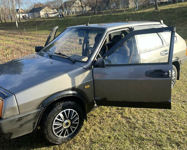 Серый ВАЗ 2109, объемом двигателя 1.3 л и пробегом 150 тыс. км за 650 $, фото 11 на Automoto.ua