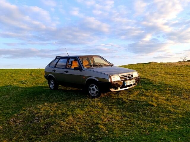 Серый ВАЗ 2109, объемом двигателя 1.5 л и пробегом 160 тыс. км за 2600 $, фото 5 на Automoto.ua