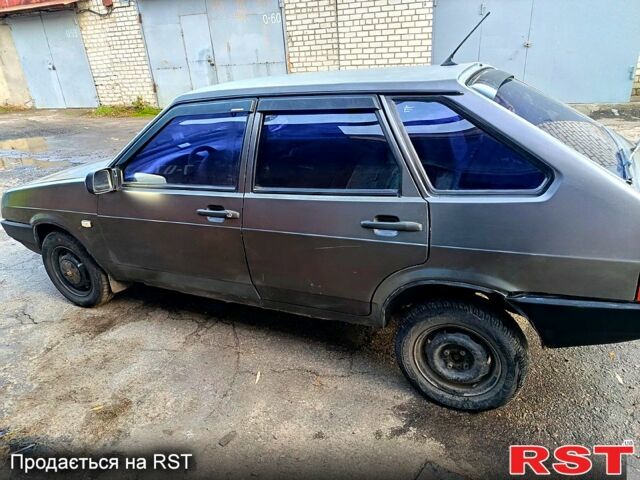 Серый ВАЗ 2109, объемом двигателя 1.5 л и пробегом 203 тыс. км за 700 $, фото 1 на Automoto.ua