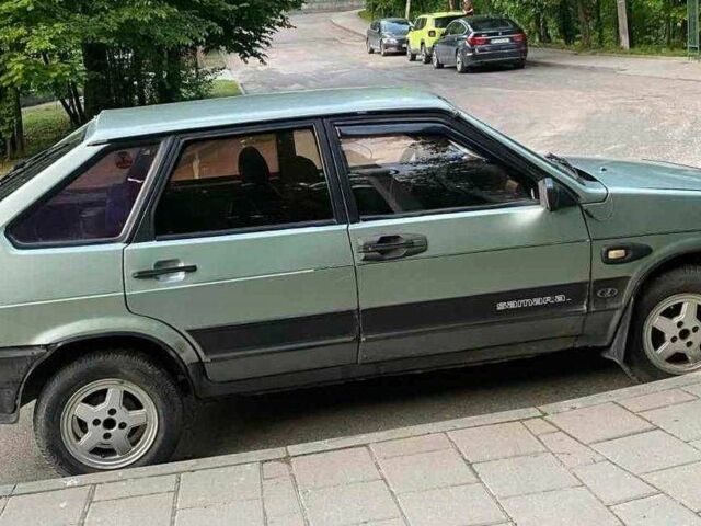ВАЗ 2109 1993 у Львові на Automoto.ua Сірий ВАЗ 2109, об'ємом двигуна 1.3 л та пробігом 100 тис. км за 750 $, фото 1 на Automoto.ua