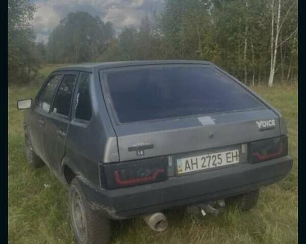 Серый ВАЗ 2109, объемом двигателя 1.5 л и пробегом 90 тыс. км за 637 $, фото 2 на Automoto.ua