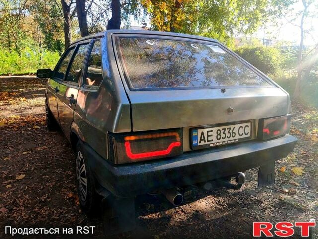 Серый ВАЗ 2109, объемом двигателя 1.5 л и пробегом 250 тыс. км за 1600 $, фото 6 на Automoto.ua