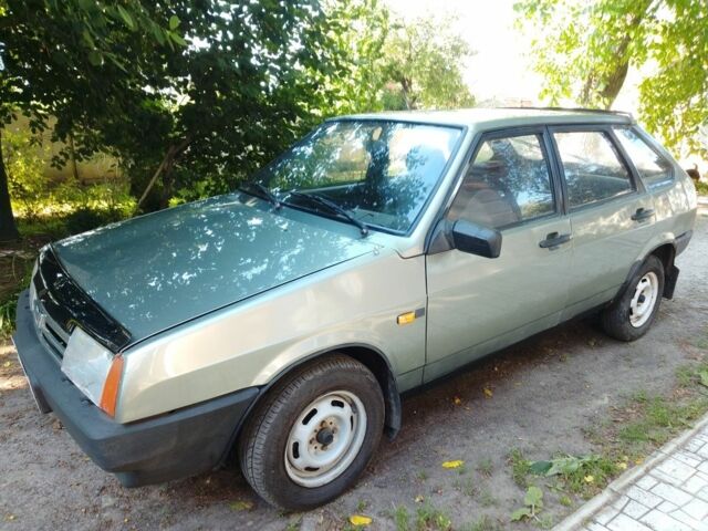 Серый ВАЗ 2109, объемом двигателя 0 л и пробегом 188 тыс. км за 1239 $, фото 1 на Automoto.ua