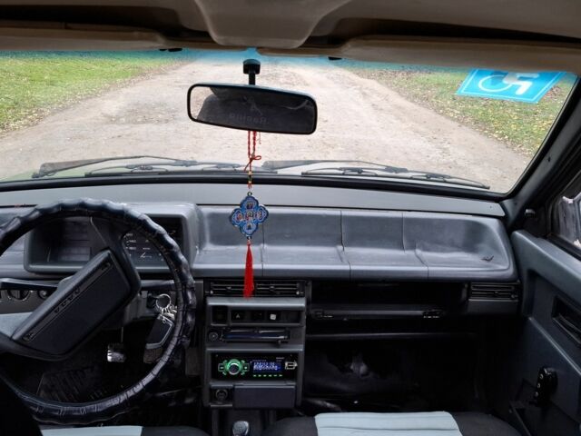 Серый ВАЗ 2109, объемом двигателя 1.5 л и пробегом 76 тыс. км за 1408 $, фото 4 на Automoto.ua