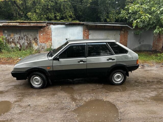 Сірий ВАЗ 2109, об'ємом двигуна 1.5 л та пробігом 236 тис. км за 1030 $, фото 3 на Automoto.ua