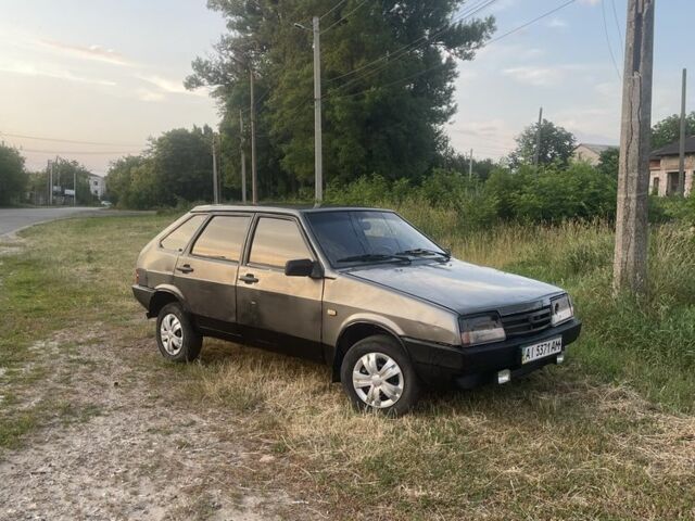 Серый ВАЗ 2109, объемом двигателя 1.5 л и пробегом 150 тыс. км за 722 $, фото 1 на Automoto.ua