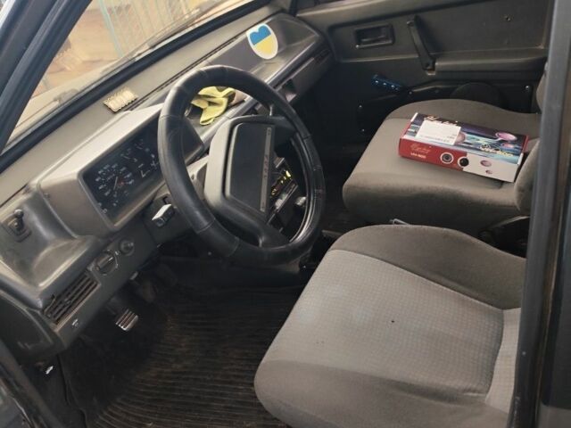 Серый ВАЗ 2109, объемом двигателя 1.3 л и пробегом 600 тыс. км за 1000 $, фото 1 на Automoto.ua