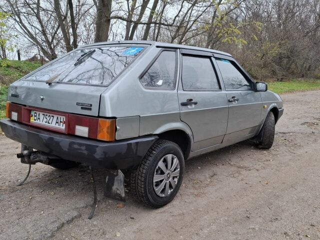Серый ВАЗ 2109, объемом двигателя 1.5 л и пробегом 76 тыс. км за 1408 $, фото 3 на Automoto.ua