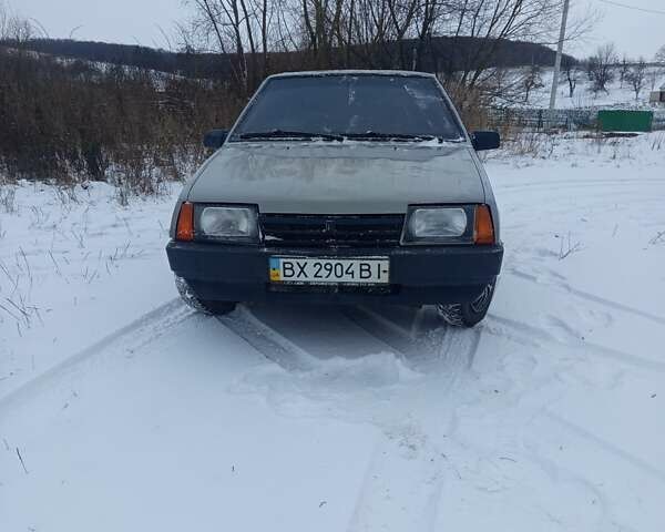 Серый ВАЗ 2109, объемом двигателя 1.5 л и пробегом 307 тыс. км за 900 $, фото 1 на Automoto.ua