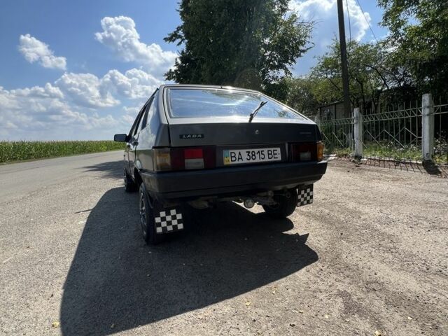 Серый ВАЗ 2109, объемом двигателя 1.5 л и пробегом 1000 тыс. км за 1100 $, фото 4 на Automoto.ua