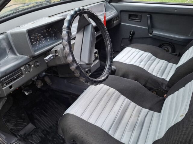 Серый ВАЗ 2109, объемом двигателя 1.5 л и пробегом 76 тыс. км за 1408 $, фото 6 на Automoto.ua