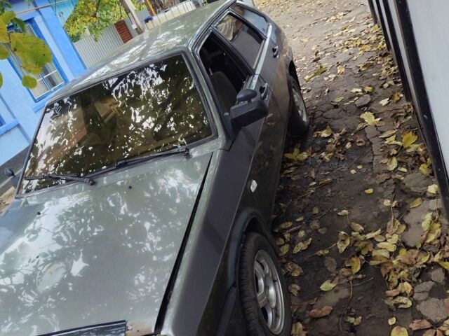 Серый ВАЗ 2109, объемом двигателя 1.3 л и пробегом 600 тыс. км за 1000 $, фото 2 на Automoto.ua