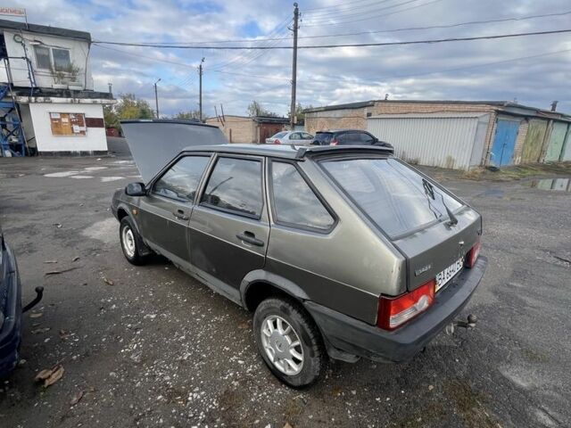 Серый ВАЗ 2109, объемом двигателя 1.5 л и пробегом 100 тыс. км за 550 $, фото 2 на Automoto.ua