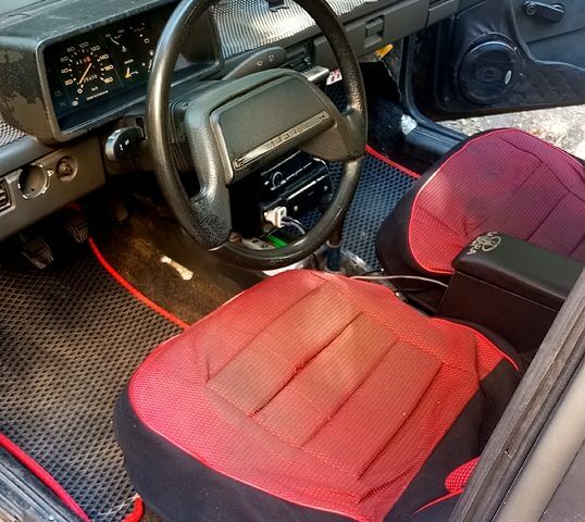 Серый ВАЗ 2109, объемом двигателя 1.5 л и пробегом 25 тыс. км за 1000 $, фото 3 на Automoto.ua