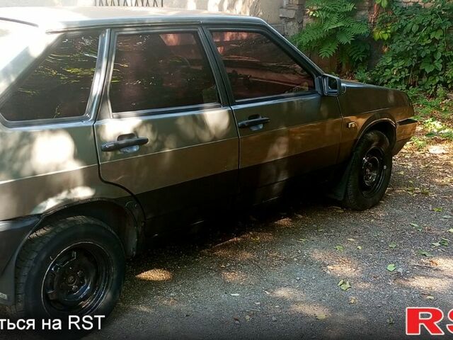Серый ВАЗ 2109, объемом двигателя 1.5 л и пробегом 25 тыс. км за 1000 $, фото 1 на Automoto.ua