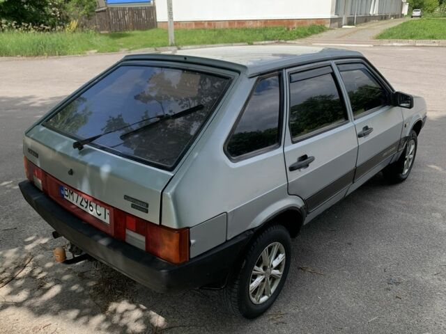 Серый ВАЗ 2109, объемом двигателя 1.5 л и пробегом 350 тыс. км за 800 $, фото 3 на Automoto.ua