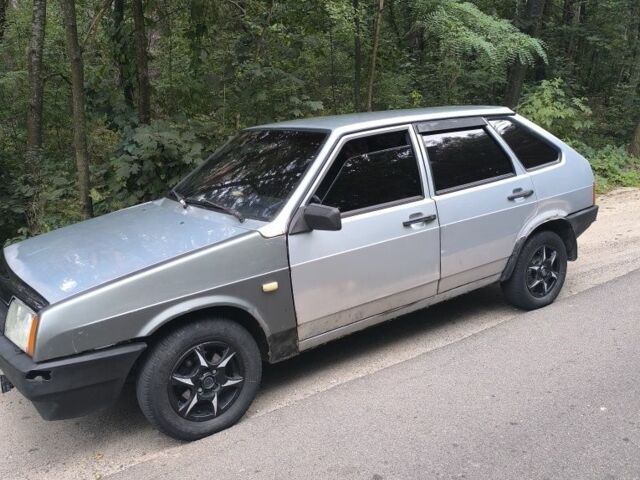 Серый ВАЗ 2109, объемом двигателя 1.5 л и пробегом 101 тыс. км за 922 $, фото 1 на Automoto.ua