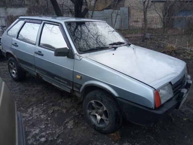 Серый ВАЗ 2109, объемом двигателя 1.5 л и пробегом 200 тыс. км за 287 $, фото 1 на Automoto.ua