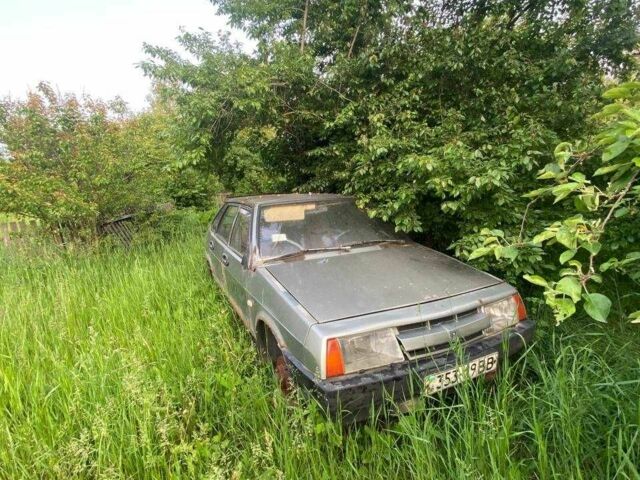 Серый ВАЗ 2109, объемом двигателя 1.5 л и пробегом 999 тыс. км за 510 $, фото 3 на Automoto.ua