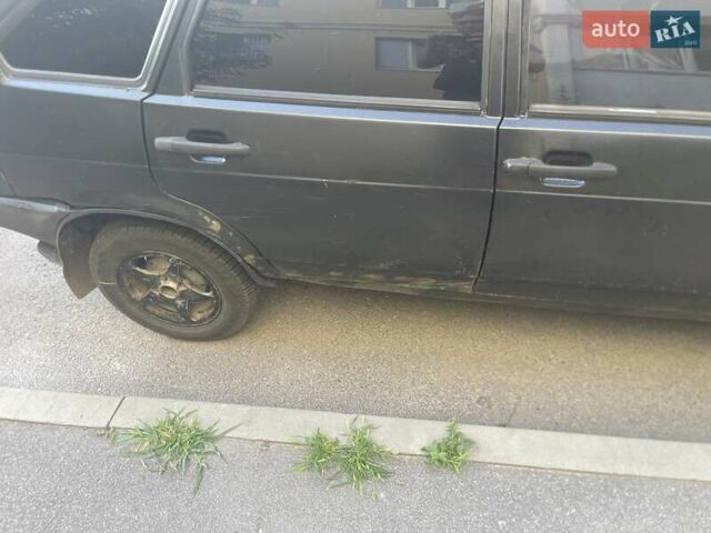 Серый ВАЗ 2109, объемом двигателя 1.5 л и пробегом 380 тыс. км за 1100 $, фото 7 на Automoto.ua