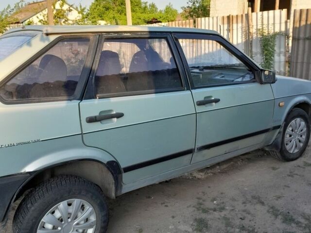 Серый ВАЗ 2109, объемом двигателя 1.5 л и пробегом 122 тыс. км за 1200 $, фото 2 на Automoto.ua