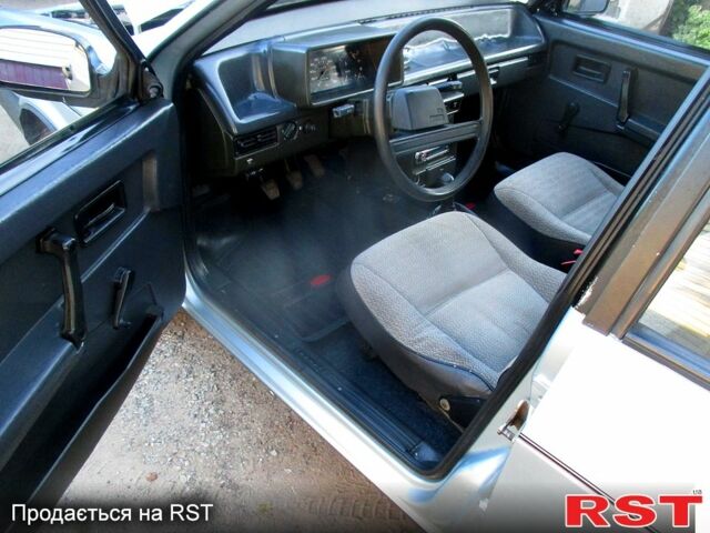 Серый ВАЗ 2109, объемом двигателя 1.5 л и пробегом 288 тыс. км за 1800 $, фото 5 на Automoto.ua