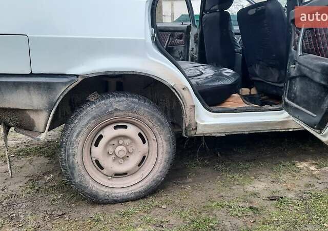 Серый ВАЗ 2109, объемом двигателя 1 л и пробегом 280 тыс. км за 1184 $, фото 4 на Automoto.ua