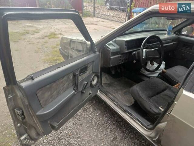 ВАЗ 2109 2000 у Львові на Automoto.ua Сірий ВАЗ 2109, об'ємом двигуна 1.46 л та пробігом 200 тис. км за 600 $, фото 13 на Automoto.ua