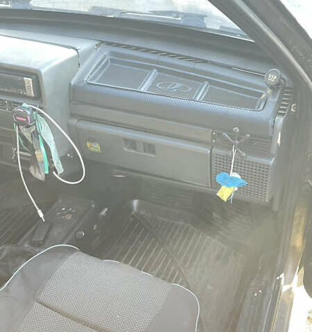 ВАЗ 2109 2000 у Змиеве на Automoto.ua Сірий ВАЗ 2109, об'ємом двигуна 1.5 л та пробігом 250 тис. км за 1200 $, фото 16 на Automoto.ua