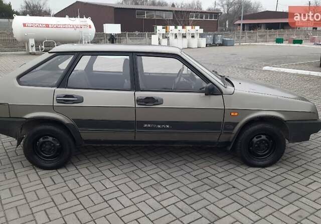 Сірий ВАЗ 2109, об'ємом двигуна 1.5 л та пробігом 153 тис. км за 1200 $, фото 4 на Automoto.ua