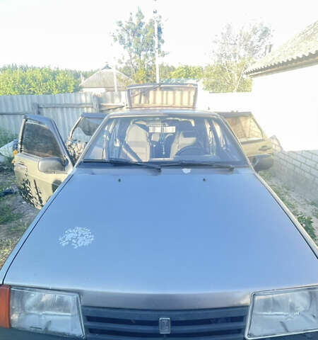 ВАЗ 2109 2000 у Змиеве на Automoto.ua Сірий ВАЗ 2109, об'ємом двигуна 1.5 л та пробігом 250 тис. км за 1200 $, фото 21 на Automoto.ua