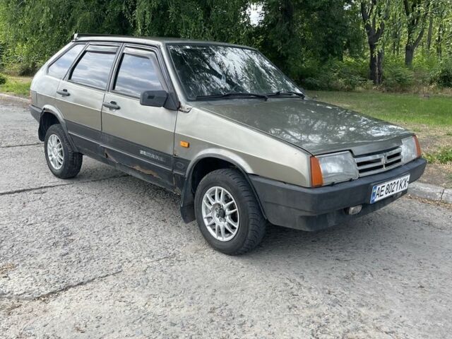 Серый ВАЗ 2109, объемом двигателя 1.5 л и пробегом 100 тыс. км за 650 $, фото 3 на Automoto.ua