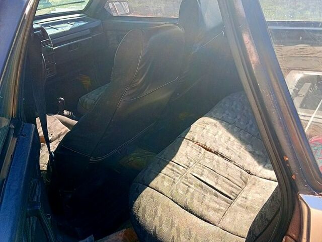 ВАЗ 2109 2000 в Николаеве на Automoto.ua Серый ВАЗ 2109, объемом двигателя 1.5 л и пробегом 0 тыс. км за 800 $, фото 6 на Automoto.ua