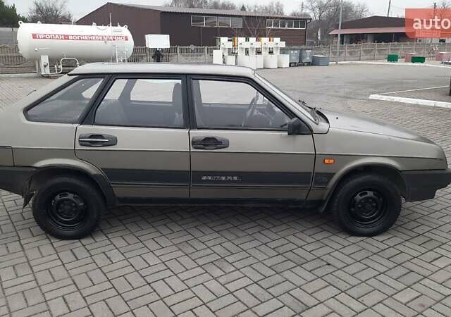 Сірий ВАЗ 2109, об'ємом двигуна 1.5 л та пробігом 153 тис. км за 1200 $, фото 5 на Automoto.ua