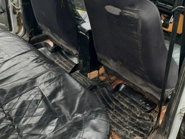 Серый ВАЗ 2109, объемом двигателя 1 л и пробегом 280 тыс. км за 1184 $, фото 11 на Automoto.ua